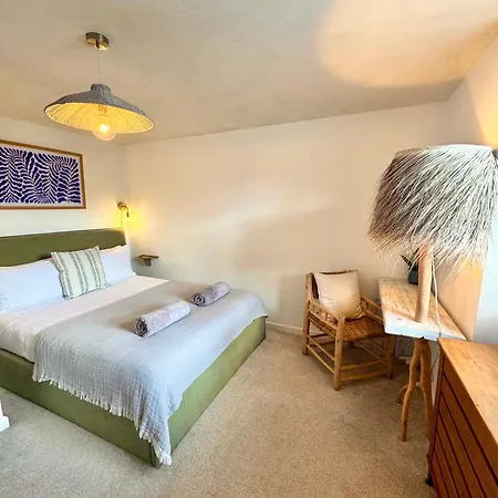 Apartamento Palms 1 - Wood Burner, 5 Min Walk To Beach+parking